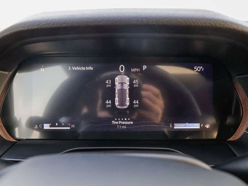 New 2025 Jeep Grand Cherokee Altitude image 24