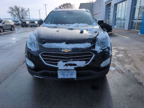Used 2017 Chevrolet Equinox LT w/ Convenience Package image 3