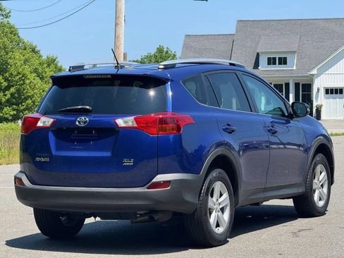 Used 2014 Toyota RAV4 XLE AWD/4WD image 7