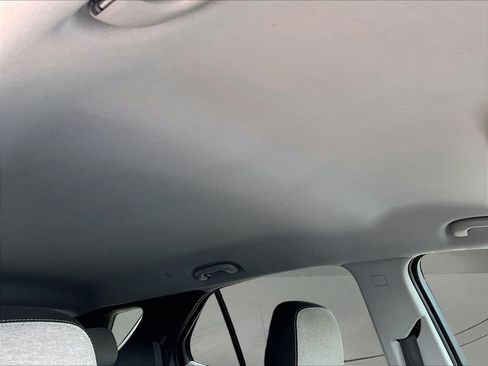 Used 2024 Chevrolet Equinox LT FWD image 30