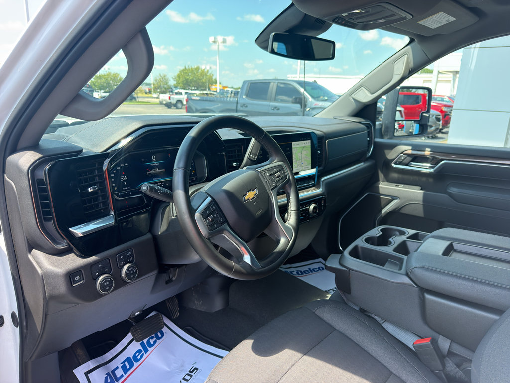 Used 2025 Chevrolet Silverado 2500 LT w/ Safety Package AWD/4WD image 14