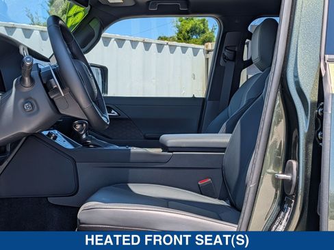 Used 2025 Lexus GX 550 w/ Accessory Package (Z1) AWD/4WD image 49