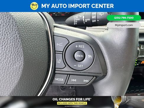 Used 2023 Toyota RAV4 Limited AWD/4WD image 18