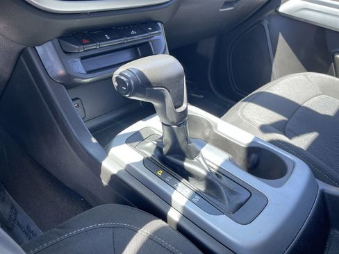 Used 2016 Chevrolet Colorado LT w/ LT Convenience Package AWD/4WD image 17