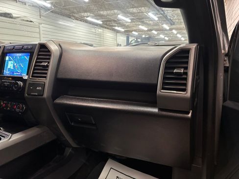 Used 2020 Ford F150 Raptor w/ Equipment Group 801A Mid image 31