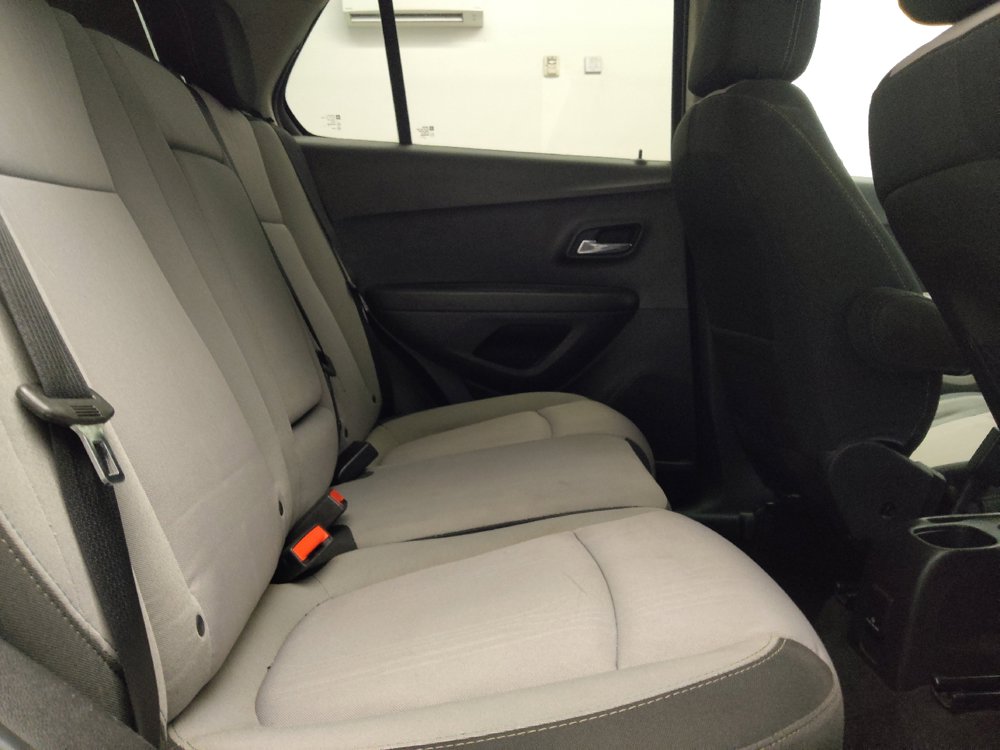 Used 2016 Chevrolet Trax LT FWD image 19