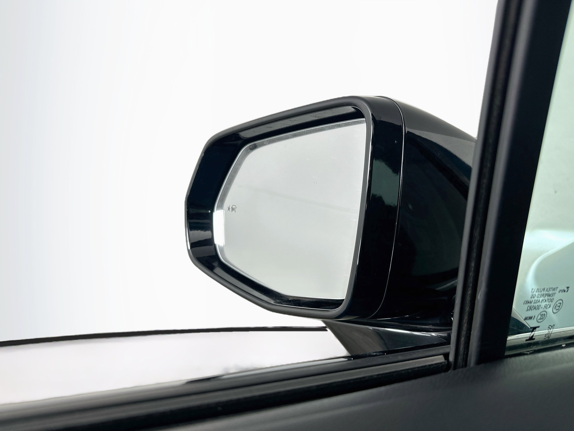 Used 2025 Honda Prologue Touring image 16