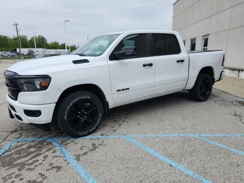 Used 2023 RAM 1500 Big Horn AWD/4WD image 3