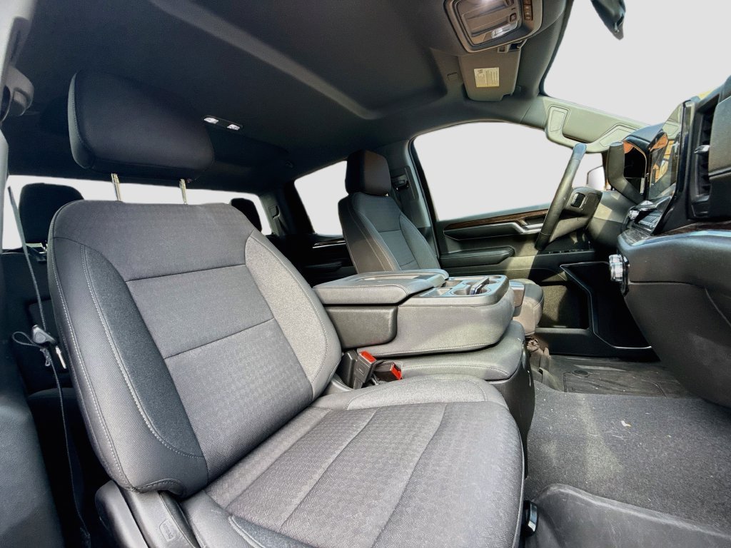 Used 2023 GMC Sierra 1500 Elevation AWD/4WD image 32