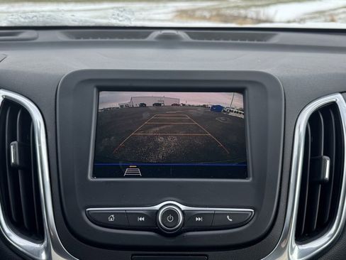 Used 2021 Chevrolet Equinox LT image 14