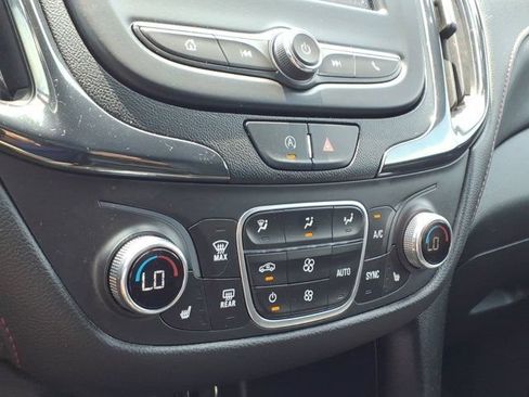Used 2022 Chevrolet Equinox RS w/ LPO, Floor Liner Package AWD/4WD image 14