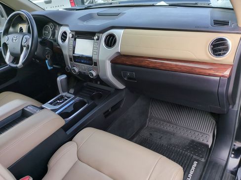 Used 2017 Toyota Tundra Limited w/ Limited Premium Package image 21