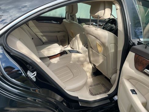 Used 2015 Mercedes-Benz CLS 400 image 36