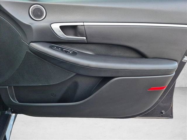 Certified 2025 Hyundai Sonata SEL FWD image 30