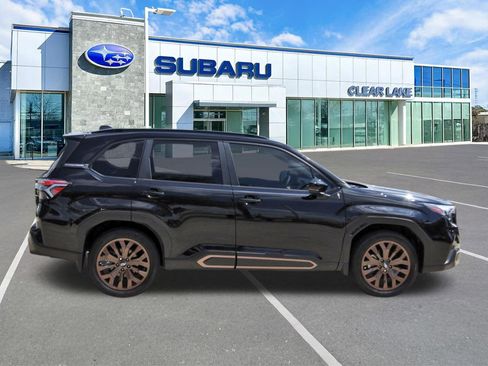 Used 2025 Subaru Forester Sport AWD/4WD image 7