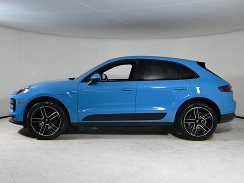 Certified 2019 Porsche Macan image 2