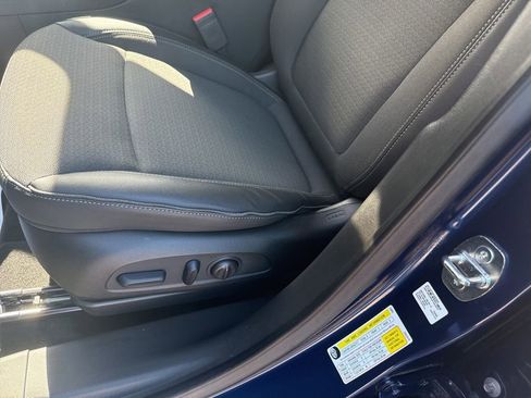 Used 2023 Buick Encore GX Preferred w/ Cold Weather Comfort Package image 19