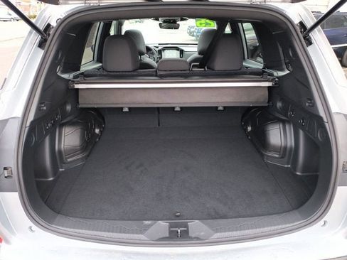 Used 2025 Subaru Forester Premium AWD/4WD image 23