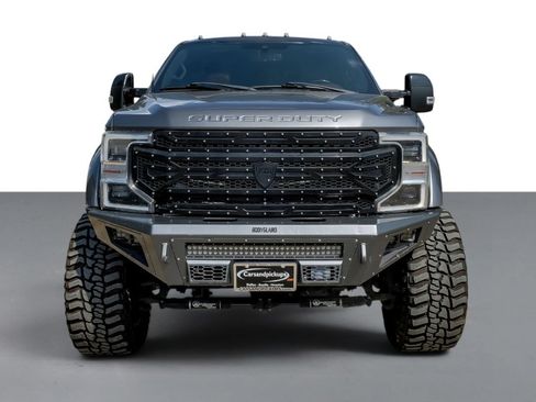 Used 2022 Ford F450 Platinum w/ FX4 Off-Road Package AWD/4WD image 3
