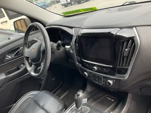 Used 2020 Chevrolet Traverse High Country w/ LPO, Floor Liner Package FWD image 10