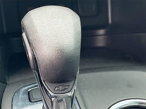 Used 2022 Chevrolet Equinox LS w/ LS Convenience Package image 16