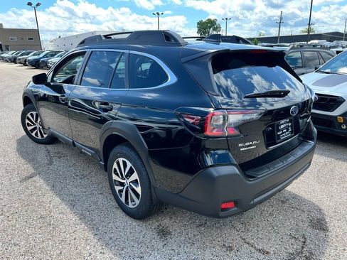 Used 2025 Subaru Outback Premium AWD/4WD image 5