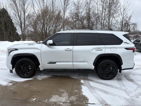 Certified 2025 Toyota Sequoia Platinum image 2