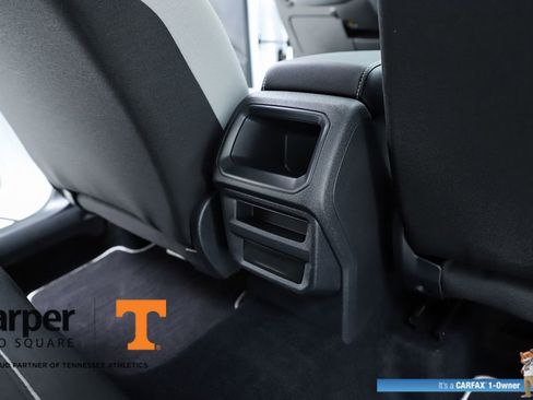 Used 2022 Volkswagen Taos S image 37