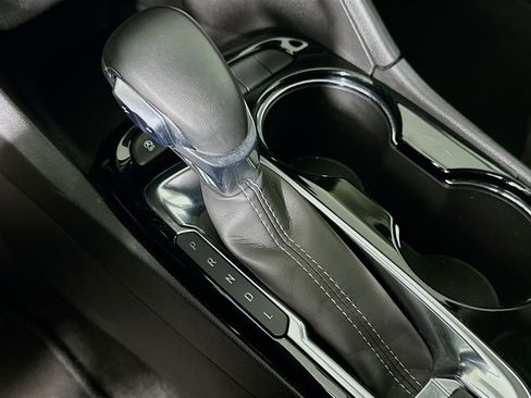 Used 2025 Buick Encore GX Preferred image 24