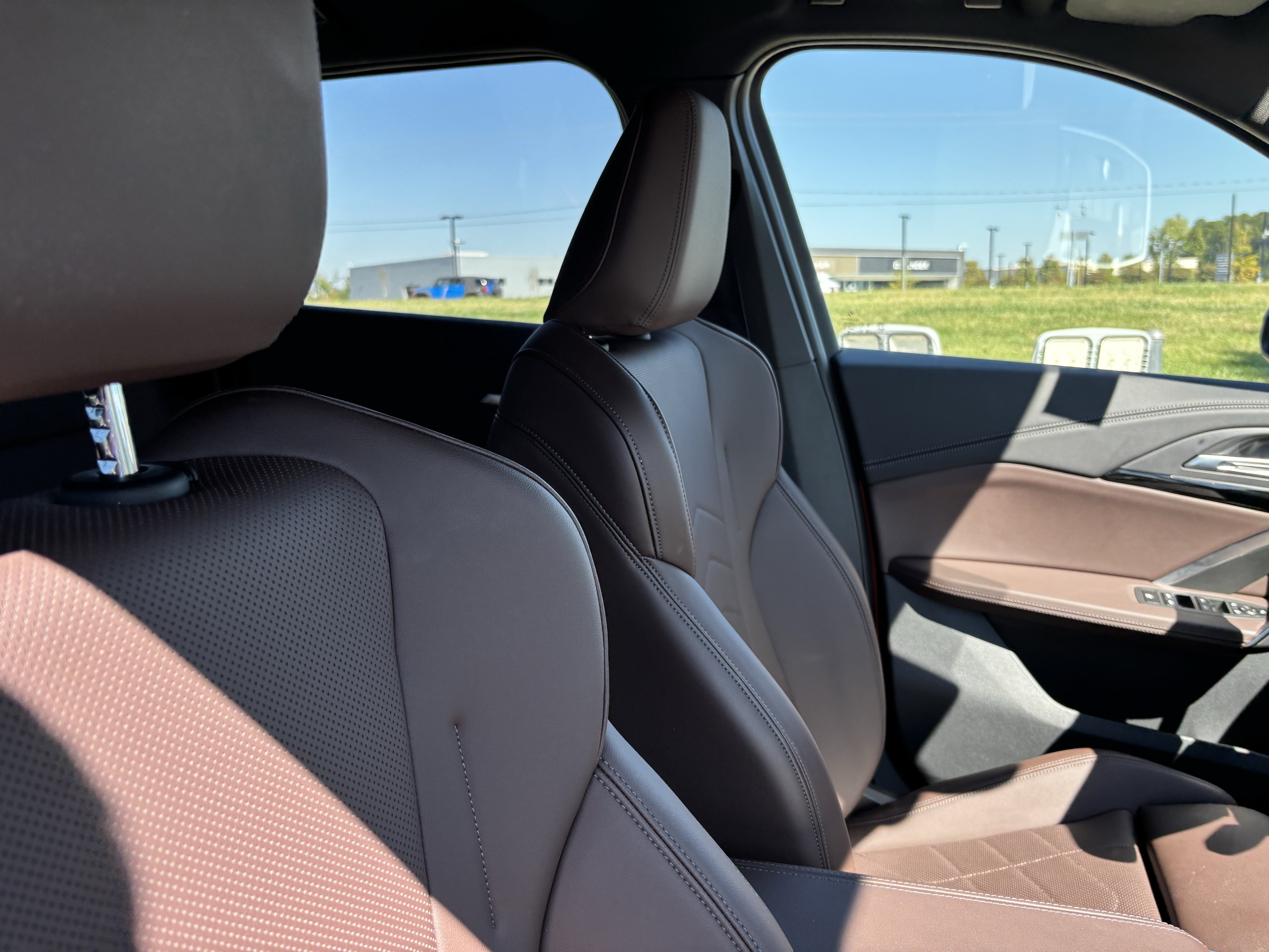 Certified 2025 BMW X1 xDrive28i AWD/4WD image 34