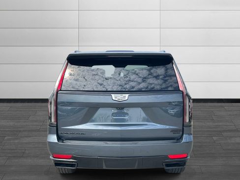 Used 2021 Cadillac Escalade ESV Sport Platinum image 4