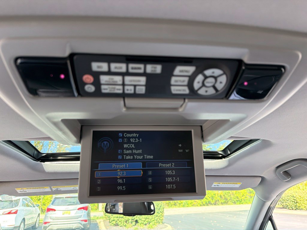 Used 2017 Honda Pilot Elite image 35