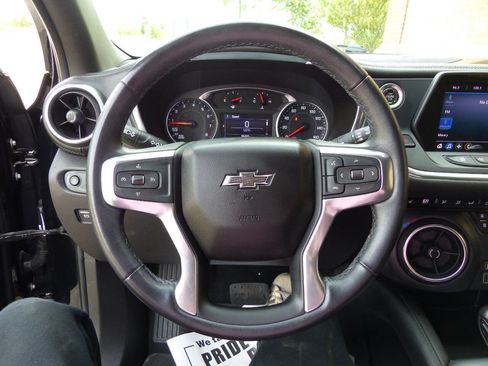 Used 2020 Chevrolet Blazer LT FWD image 23