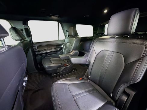 Used 2021 Ford Expedition Limited RWD image 25