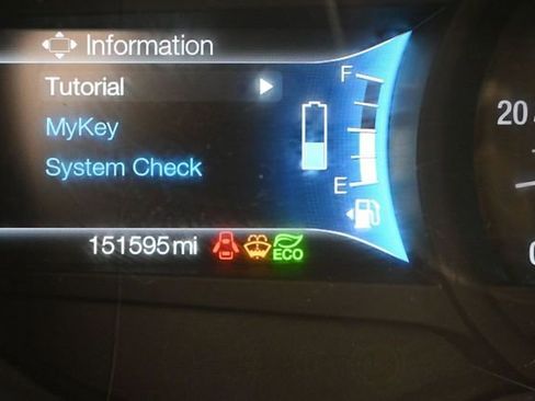 Used 2017 Ford Fusion SE FWD image 17