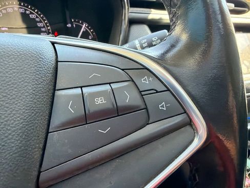 Used 2018 Cadillac XT5 Premium Luxury AWD/4WD image 15