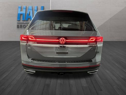 New 2026 Volkswagen Atlas SE image 4