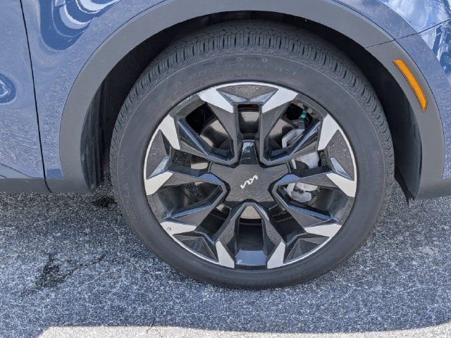 Used 2025 Kia Sorento EX w/ Panoramic Sunroof Package FWD image 10