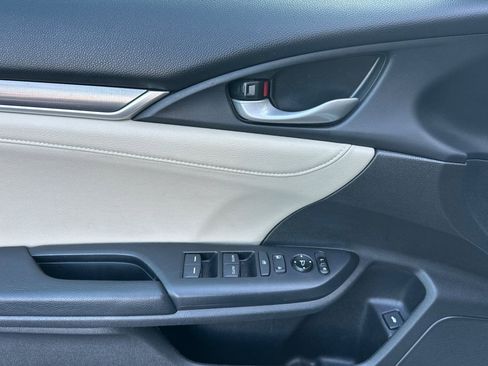 Used 2020 Honda Civic EX-L image 12