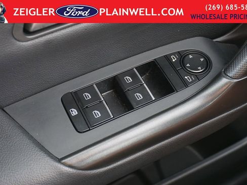 Used 2023 MAZDA CX-50 AWD 2.5 S w/ Accent Package image 27