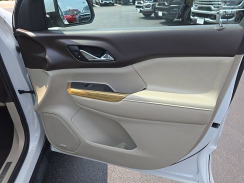 Used 2018 GMC Acadia Denali w/ Technology Package AWD/4WD image 51