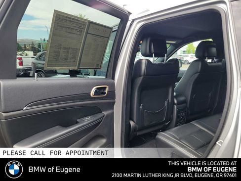 Used 2015 Jeep Grand Cherokee Limited AWD/4WD image 19