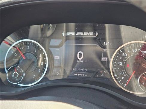 Used 2024 RAM 1500 Laramie RWD image 10