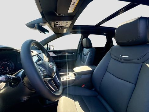 New 2025 Cadillac XT5 Premium Luxury w/ Technology Package image 21