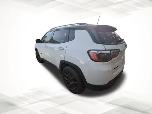 Used 2023 Jeep Compass Altitude image 3