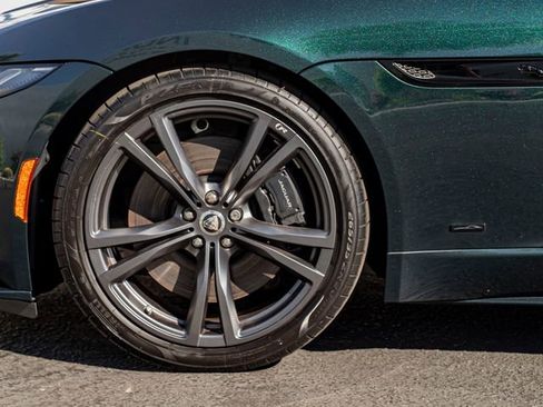 New 2024 Jaguar F-TYPE R image 17