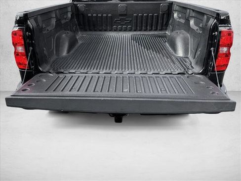 Used 2018 Chevrolet Silverado 1500 LT w/ All Star Edition AWD/4WD image 8