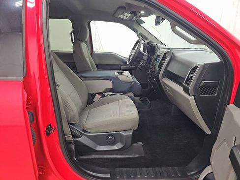 Used 2017 Ford F150 XLT w/ XTR Package image 5