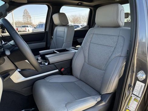Used 2025 Toyota Tundra Limited w/ Power Package image 30