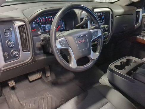 Used 2019 GMC Sierra 1500 SLE w/ SLE Value Package AWD/4WD image 12